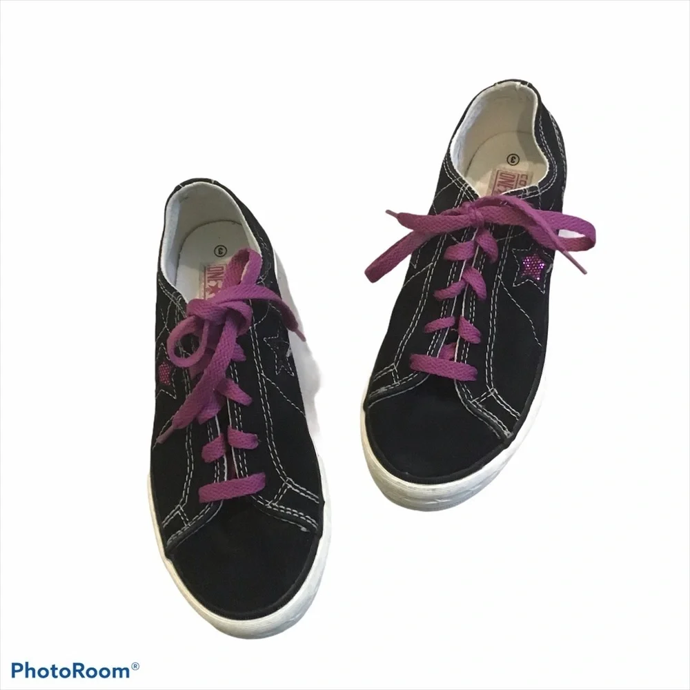 Kids Converse One Star Suede Sneakers